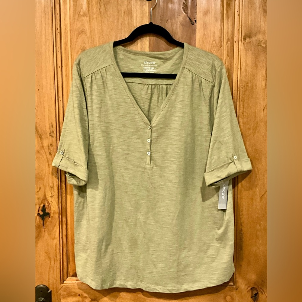 Chico’s Henley Slub Style Women’s Top - NWT!